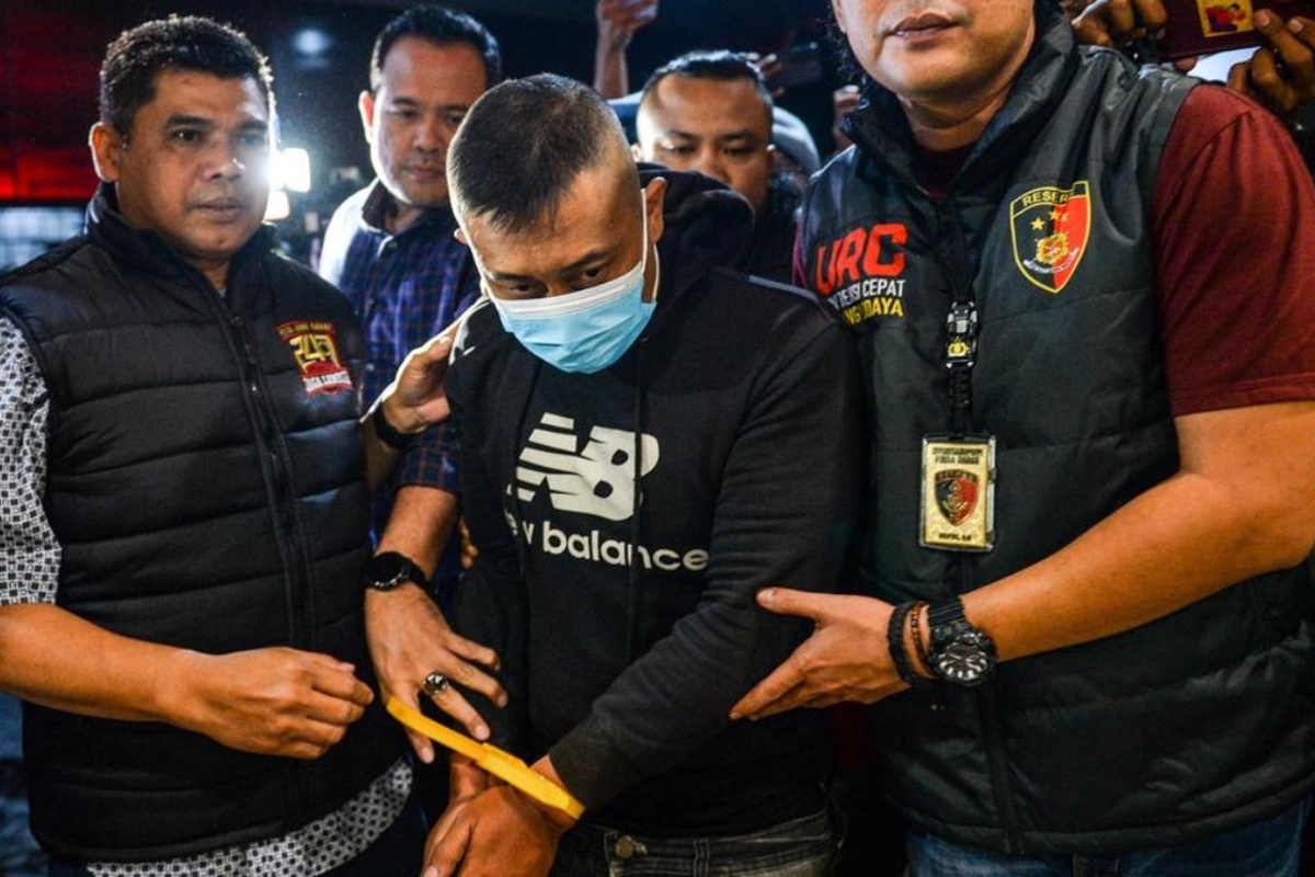 Transaksi Online Bongkar Tempat Sembunyi Buron Taufik Hidayat