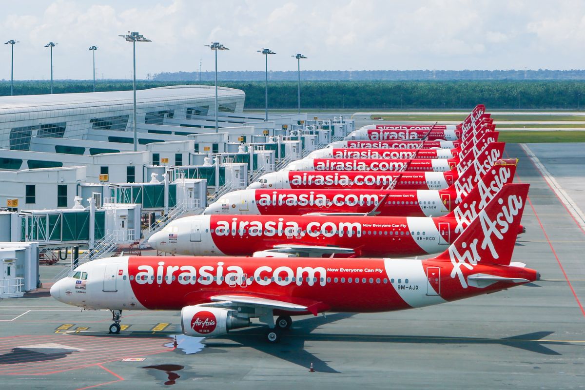 Ekspansi AirAsia: Beli 150 Pesawat Airbus Saat Harga Avtur Melambung