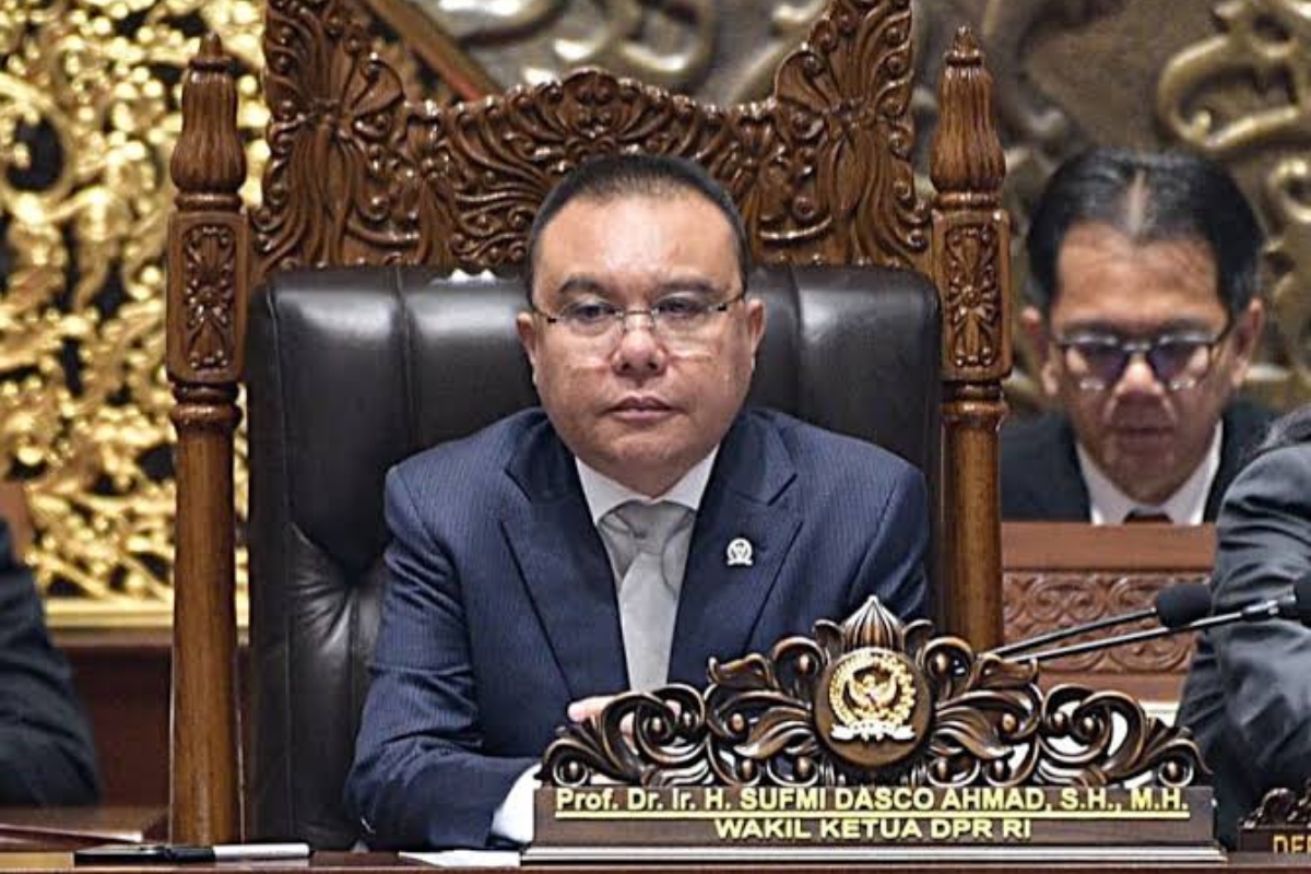 Rangkuman Berita Politik: RUU Kabupaten/Kota dan Aturan LGBT