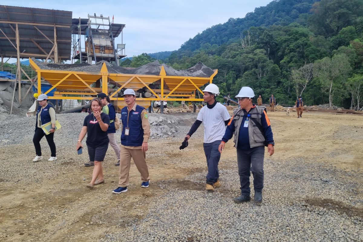 Bengkayang Optimalkan Pajak MBLB dan TKA di Proyek PLTMH