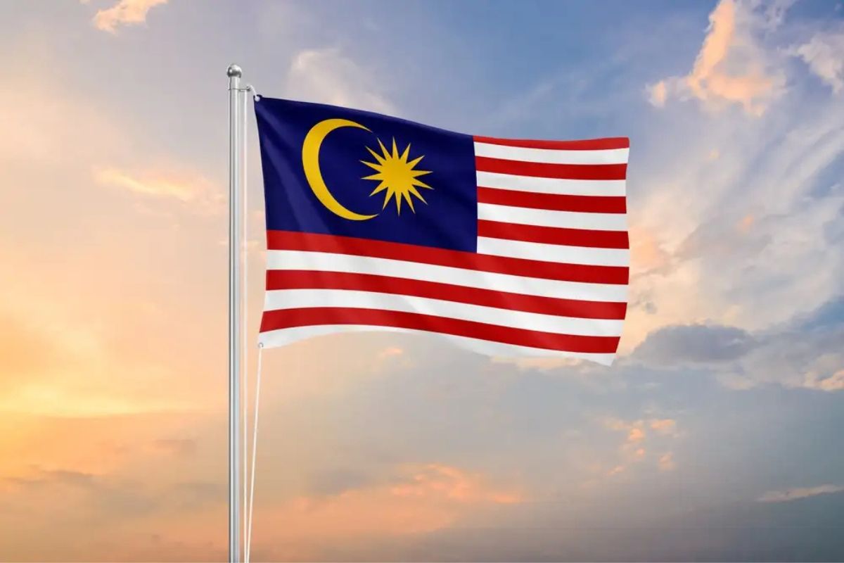 Malaysia Pangkas Harga Solar Jadi 2,10 Ringgit Mulai Juli 2026