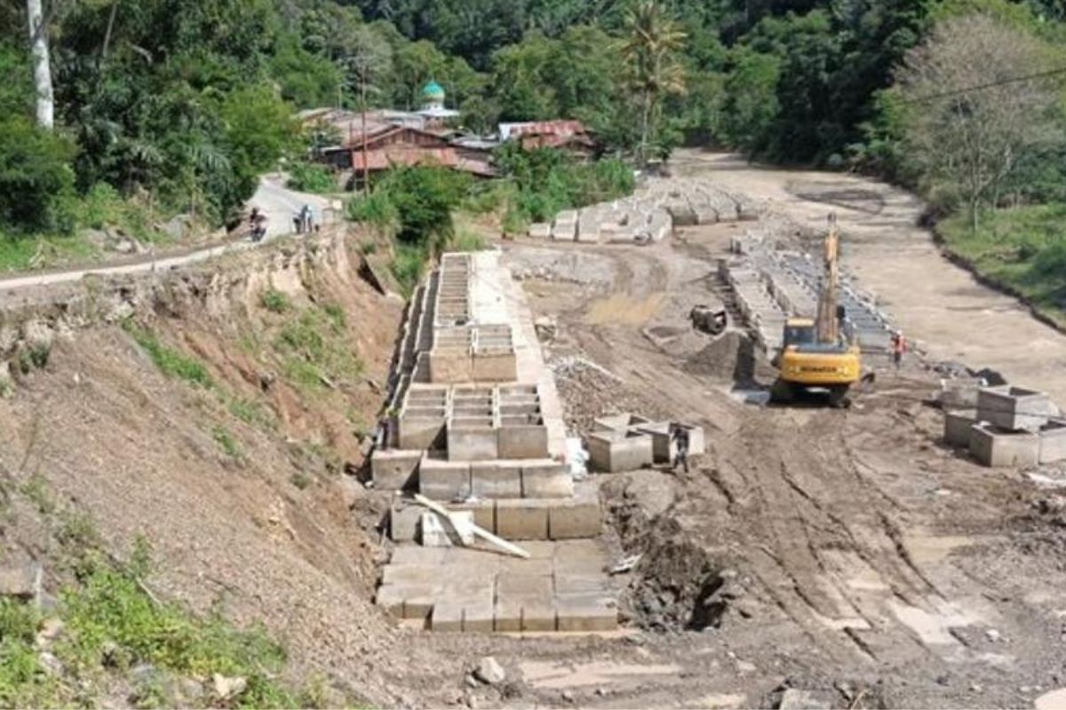 Kementerian PU Rampungkan 20 Lokasi Jalan Permanen di Aceh