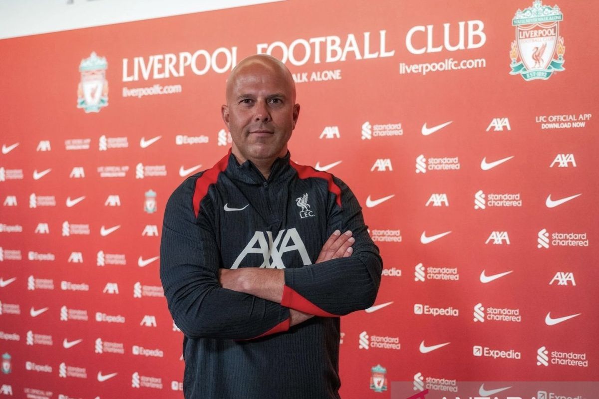 Petisi Arne Slot Out Tembus 1 Juta, Fans Desak Liverpool Pecat Pelatih