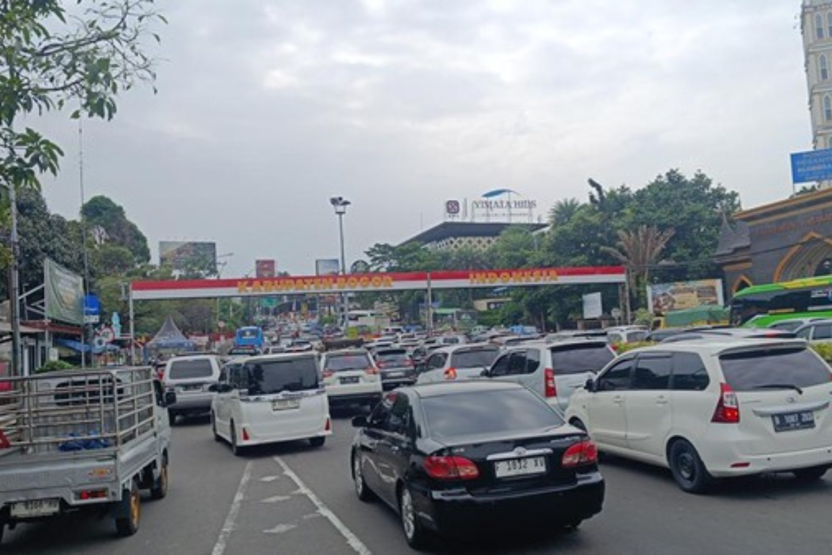 Jalur Puncak Padat, Rekayasa One Way Arah Atas Berlaku Pagi Ini