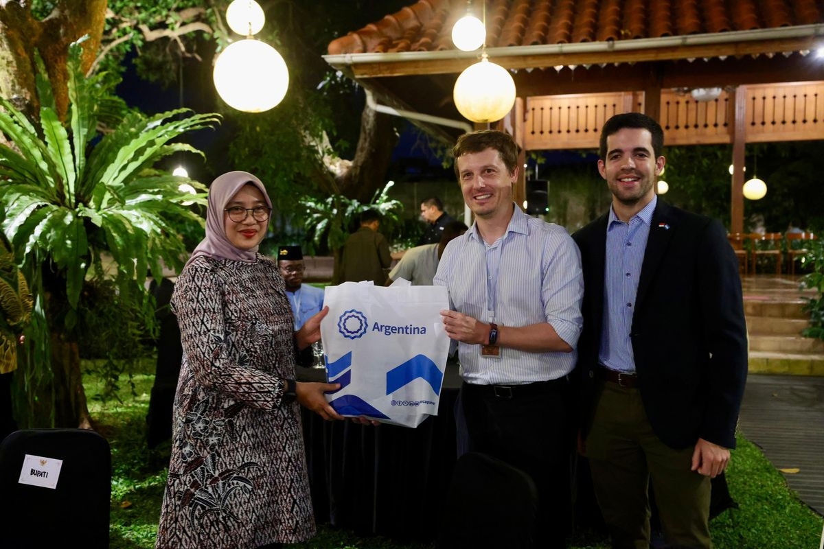 Banyuwangi Jadi Pusat Percontohan Tata Kelola Kayu Bagi 16 Negara