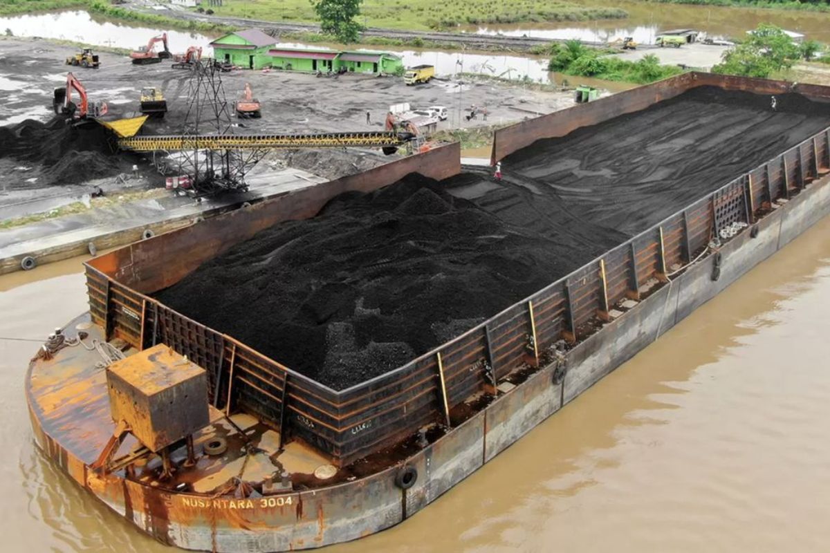 Pembangkit Listrik China Jadi Penyelamat Harga Batu Bara