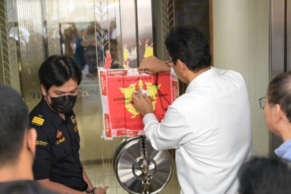 Menkeu Buka Segel Tiffany & Co hingga Arahan Harga TBS Sawit