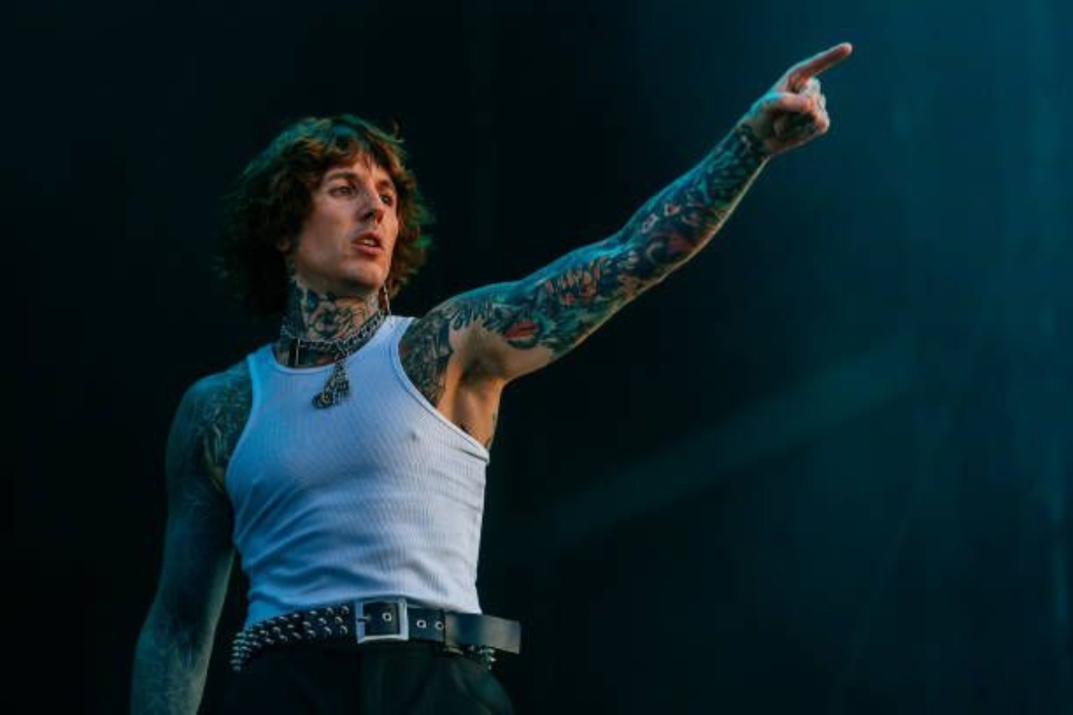 Fans Lempar Ponsel, Oliver Sykes BMTH Alami Gegar Otak Ringan