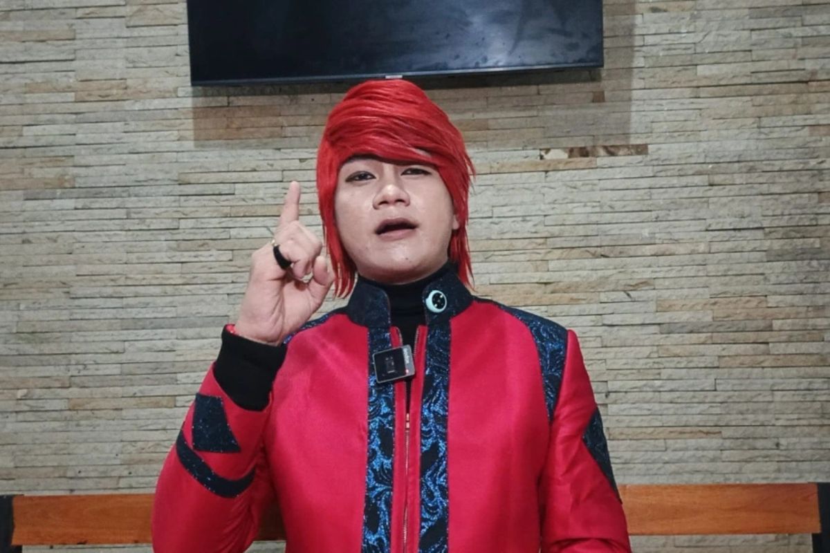 Heboh Kedatangan Pesulap Merah di Gunung Kawi Malang