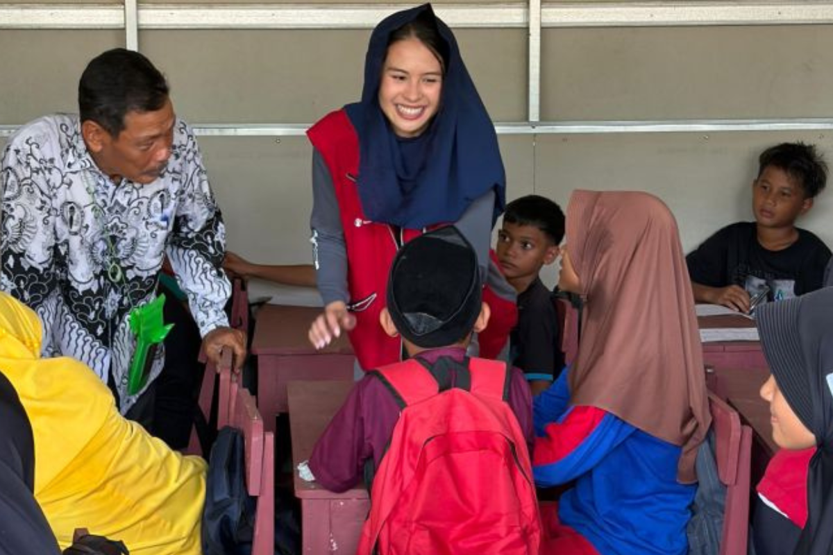 Sinergi Maudy Ayunda & Save the Children Pulihkan Pendidikan Aceh
