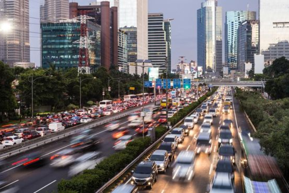 Cawang Sampai Kembangan Macet Pagi Ini, Jasa Marga Atur Lalu Lintas