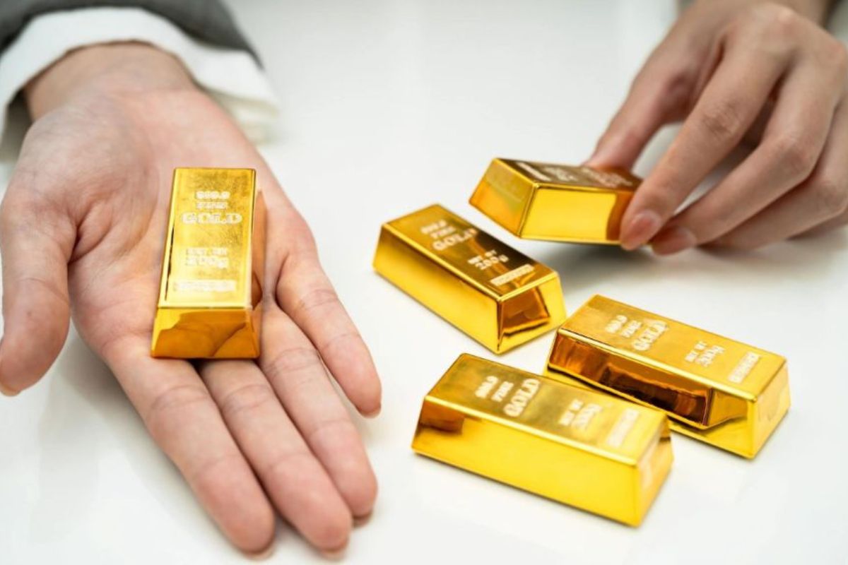 Harga Emas Hari Ini: Produk Antam, UBS, & Galeri24 di Pegadaian Turun