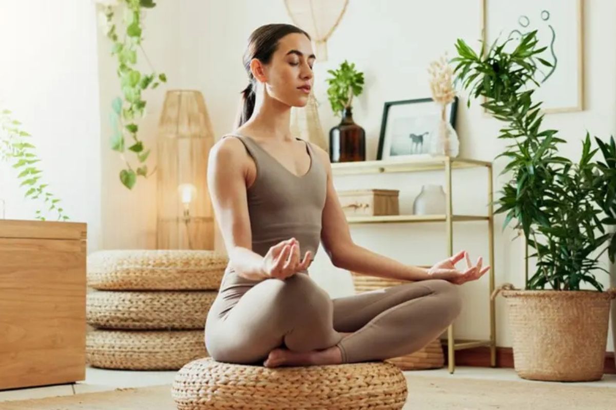 Gen Z Ramai Tren Neuroplastisitas Lewat Meditasi dan Journaling