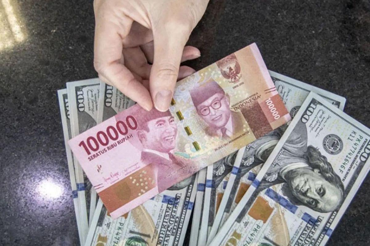 Peluang Kerja dan Tantangan Industri Saat Rupiah Melemah