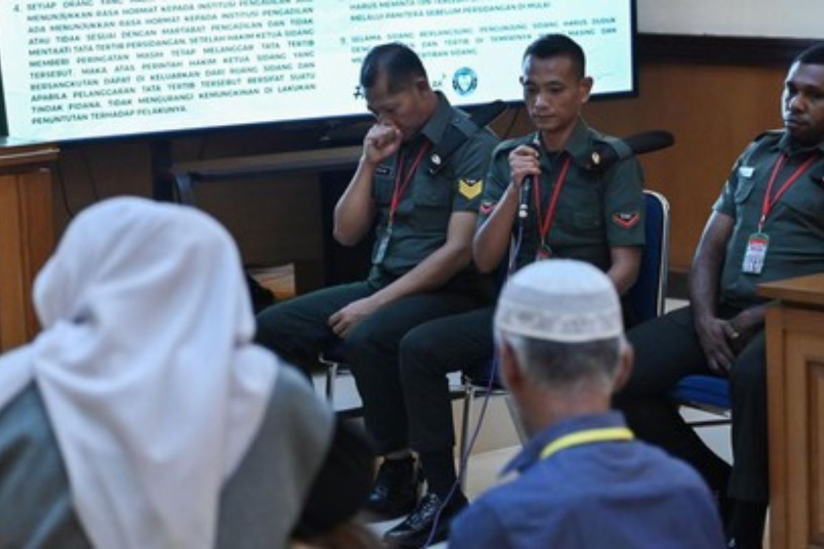 3 Prajurit TNI Terdakwa Pembunuhan Kacab Bank Jalani Sidang Tuntutan