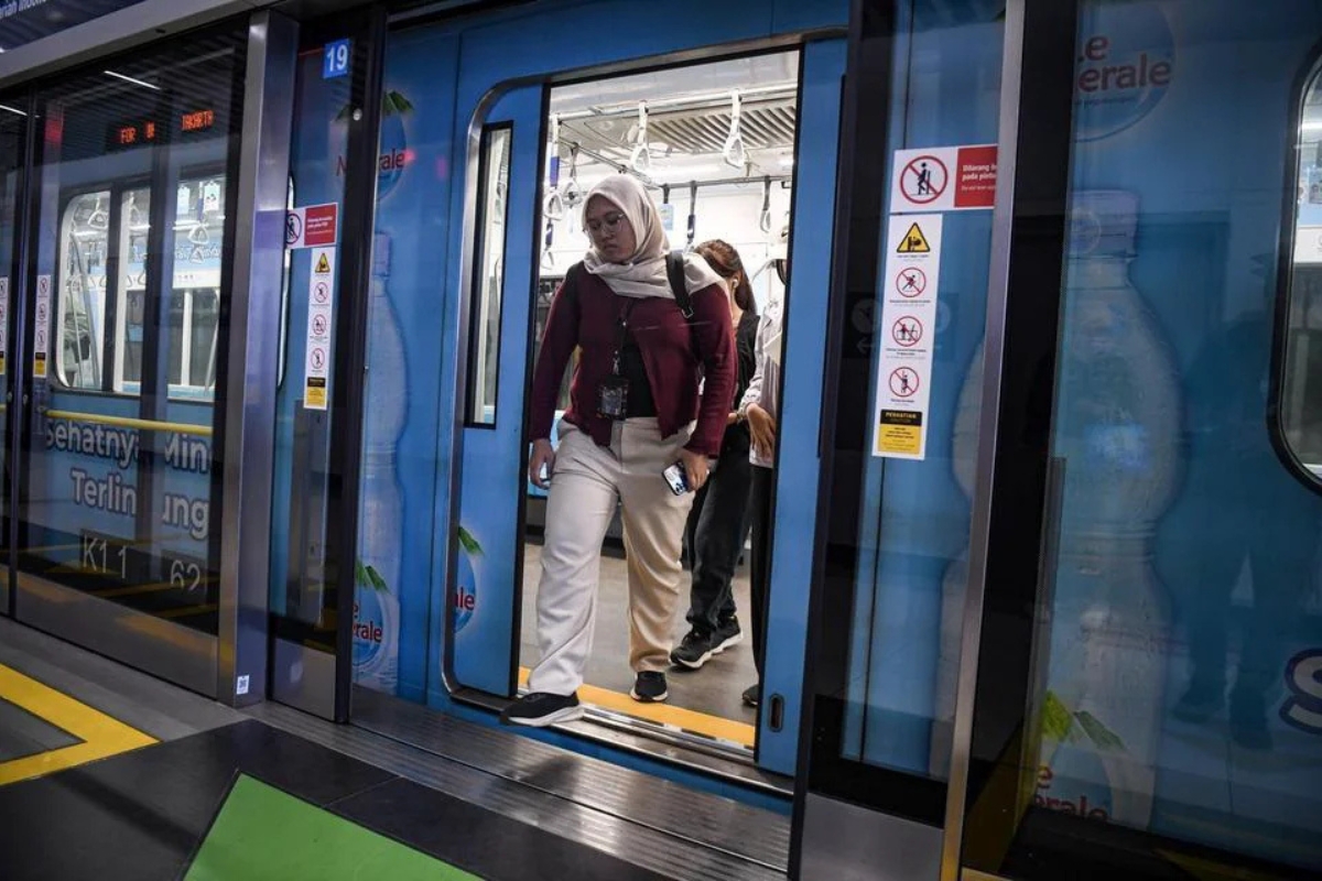 Pendapatan MRT Jakarta Tembus Rp1,5 Triliun Sepanjang Tahun 2025