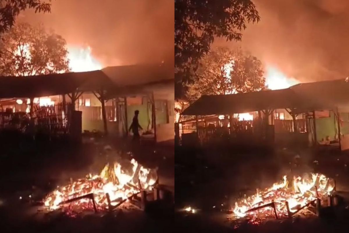 Massa Bakar Ponpes Nurul Jadid Mesuji Buntut Dugaan Pencabulan