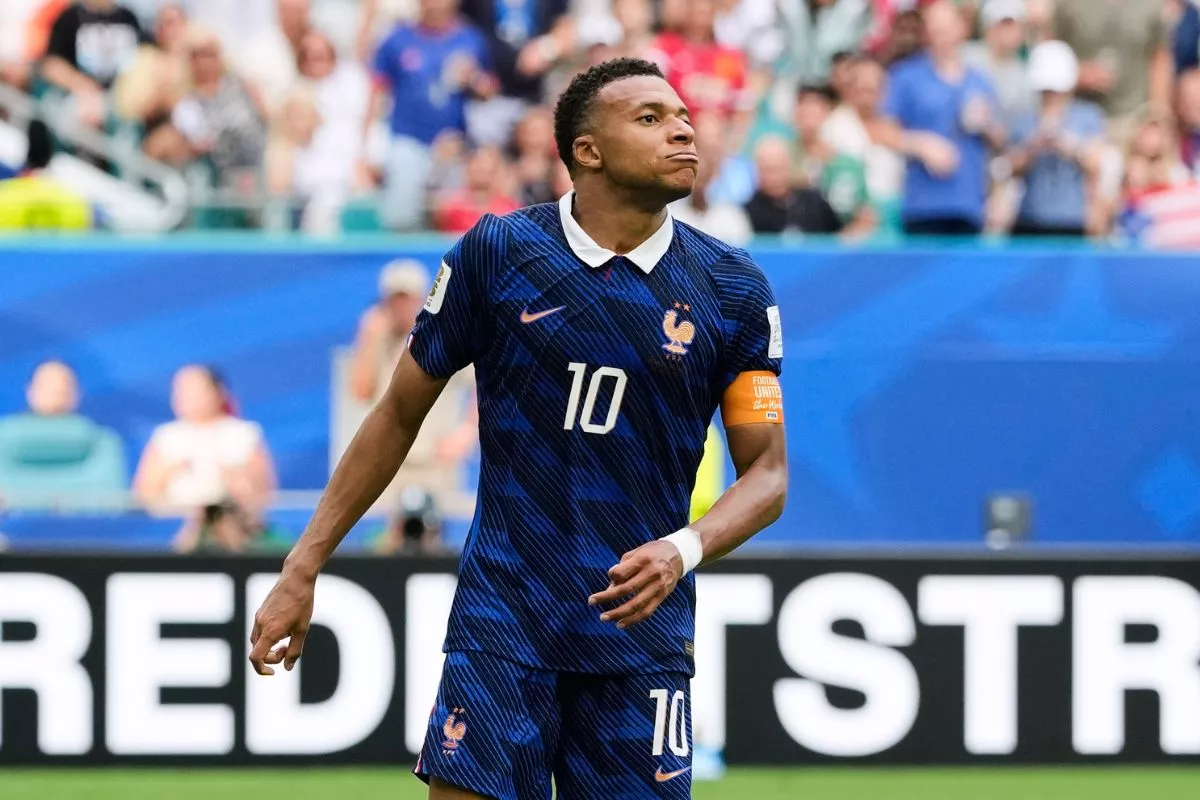 Rekam Jejak Asmara Kylian Mbappe di Tengah Kepopuleran di Lapangan