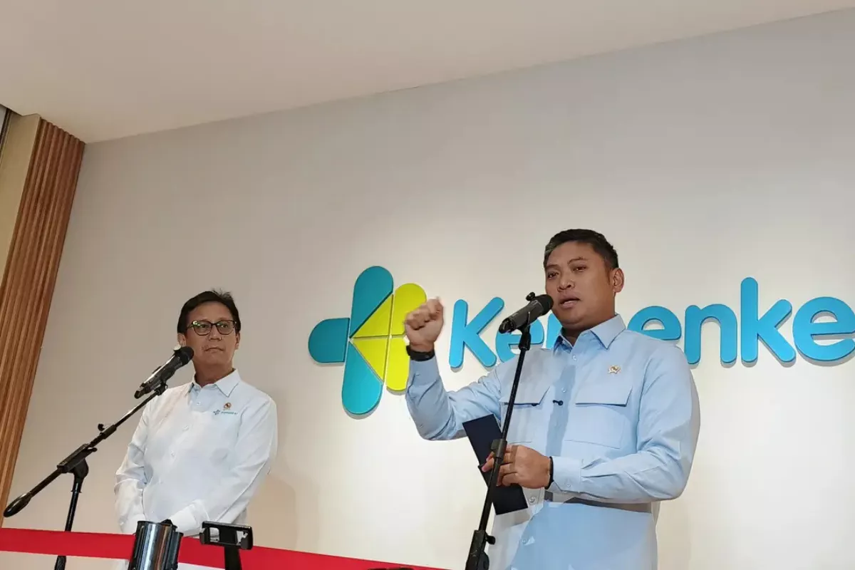 Kepala BGN Temui Menkes Guna Minta Bantuan Ahli Gizi Benahi MBG RI