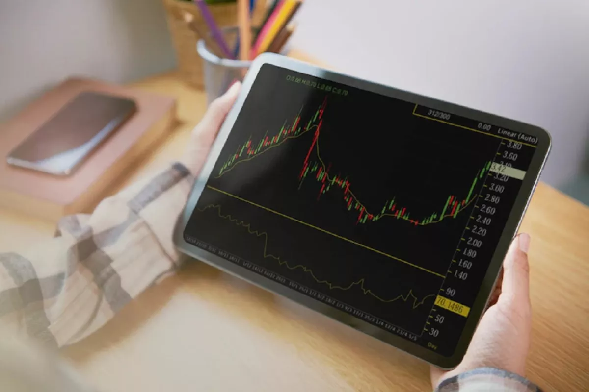 IHSG Naik 1,51 Persen, MLPT dan MPRO Mentok ARA