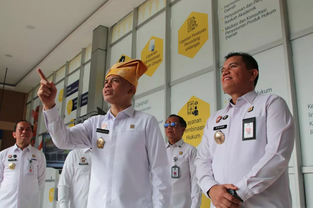 Irjen Kemenkum Beri Penguatan Zona Integritas di Kepri