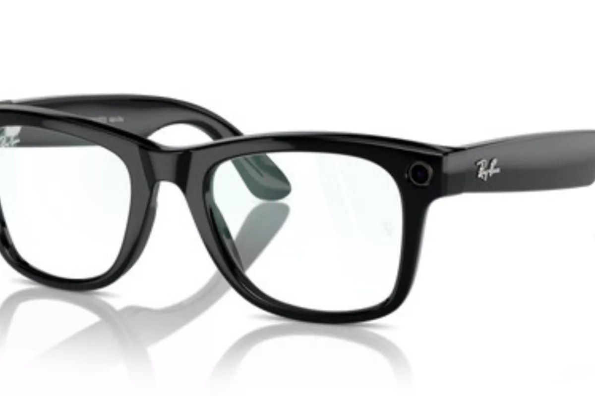 Meta Glasses Resmi Rilis Gandeng Model Papan Atas Kylie Jenner