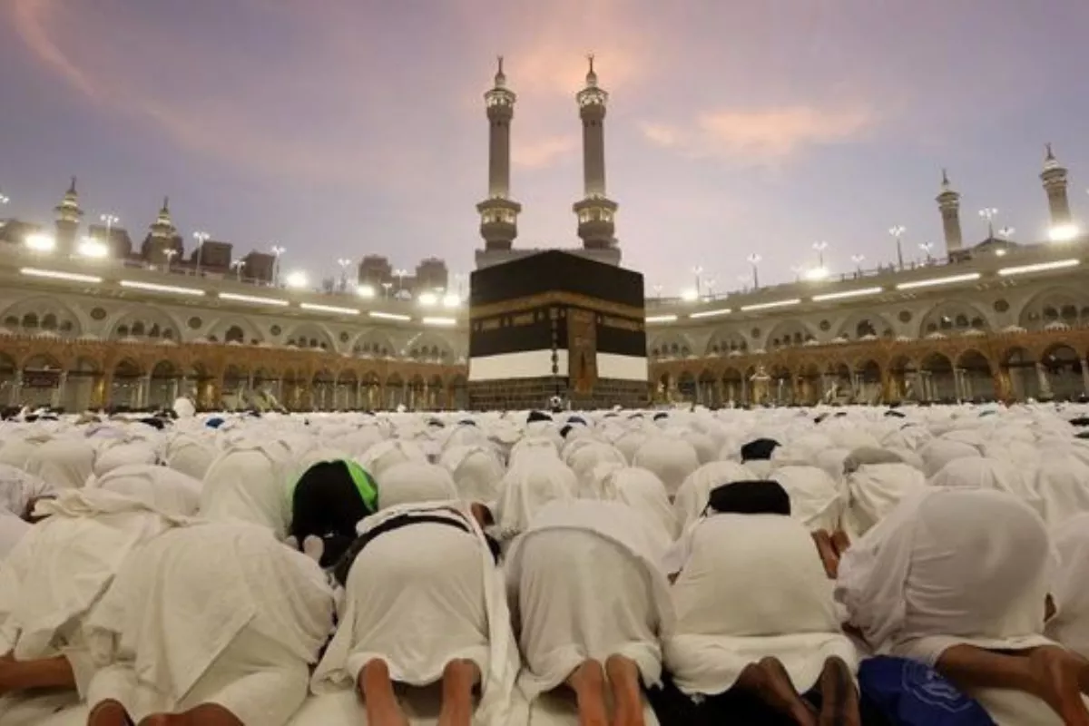 Jadwal Keberangkatan Haji Mendadak Mundur, Calon Jemaah Heboh di Sosmed