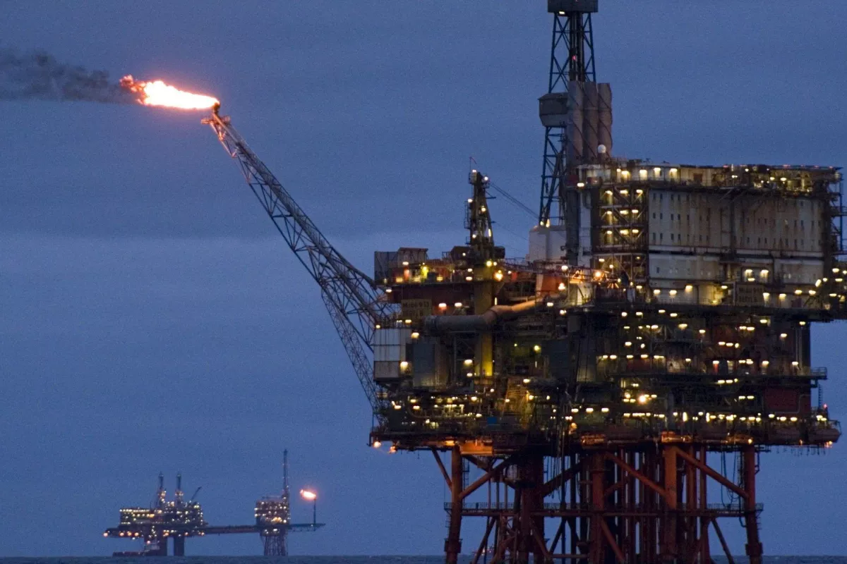 WTI Turun 2 Persen, Risiko Sanksi AS terhadap Iran Jadi Sorotan