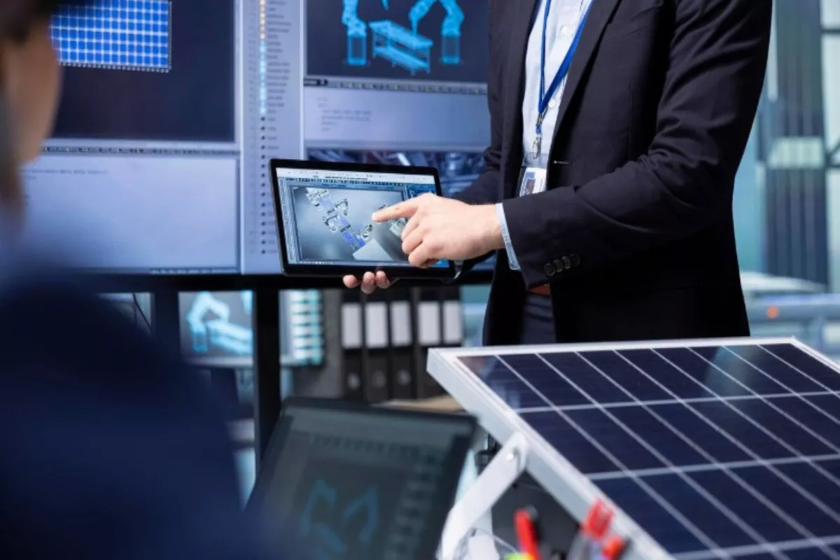 Strategi Menko Airlangga Amankan Stok Energi Saat Konflik Global