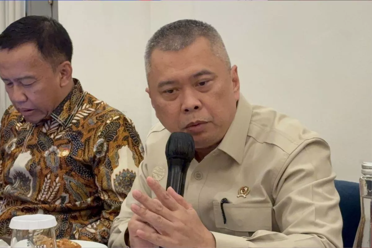 Menhub: Bandara Husein Aktif Tak Ganggu Peran Kertajati