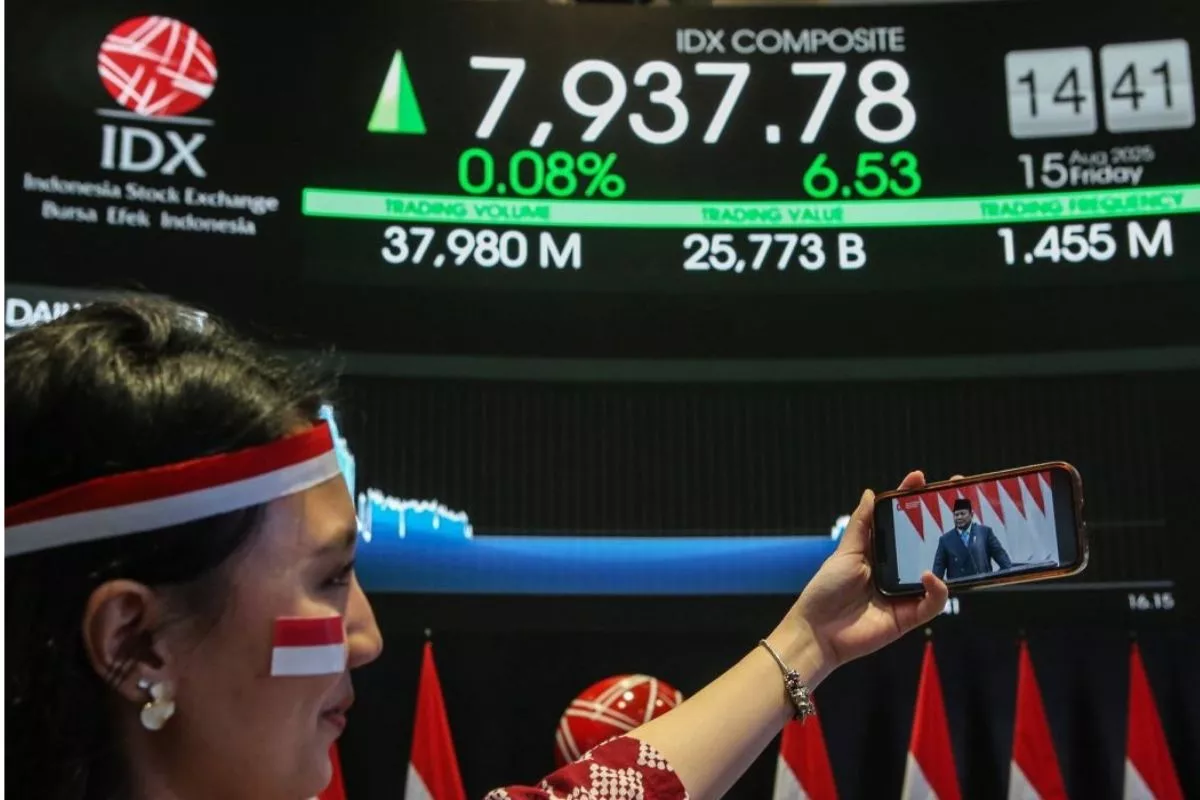 Dibuka Naik 0,30 Persen, IHSG Senin Pagi Menguat ke Posisi 5.893