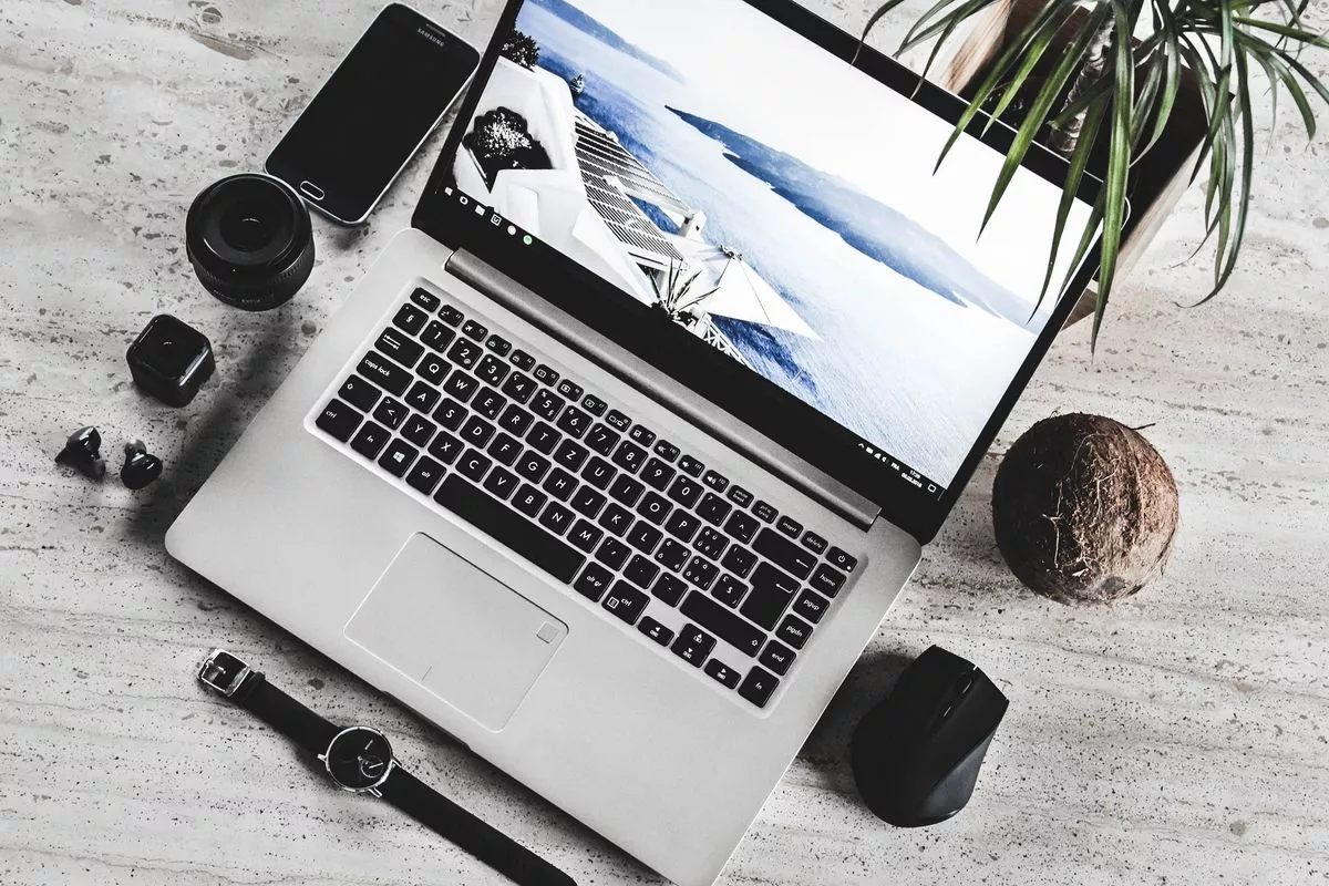 Panduan Memilih Laptop Sekolah dan Kerja Terbaik