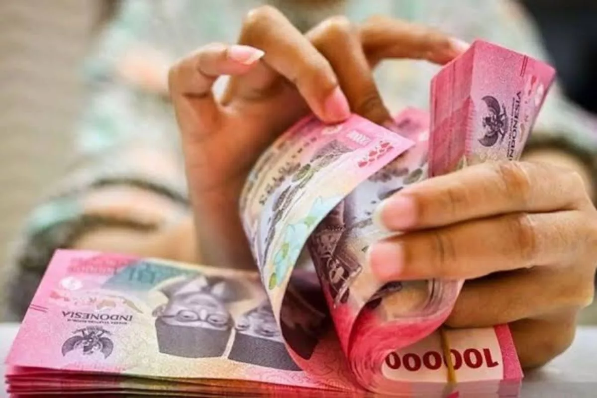 Rupiah Ditutup Perkasa ke Rp 17.933 per Dollar AS