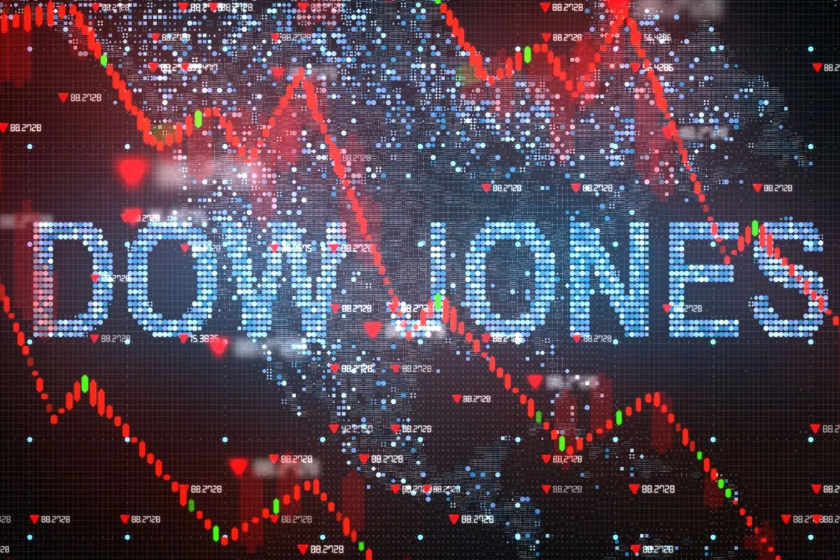 Saham Semikonduktor Kena Aksi Ambil Untung, Indeks Wall Street Turun