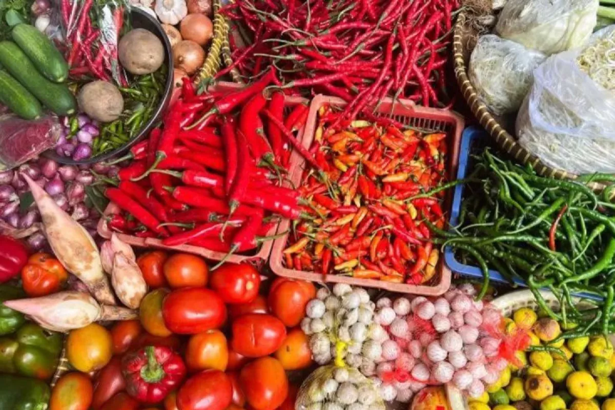 Harga Beras dan Bawang Merangkak Naik, Kelompok Cabai Melosot