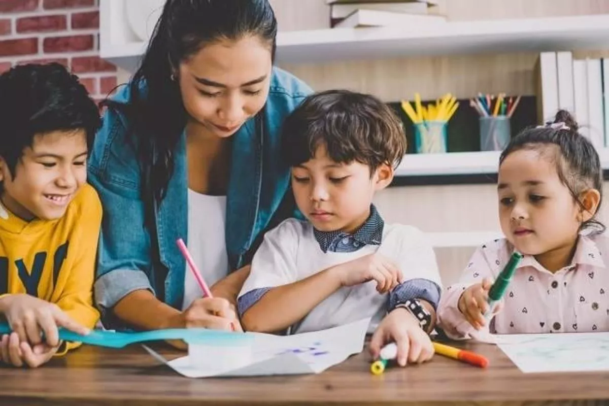 Anak Titipan Daycare Lebih Berprestasi namun Berisiko Emosional