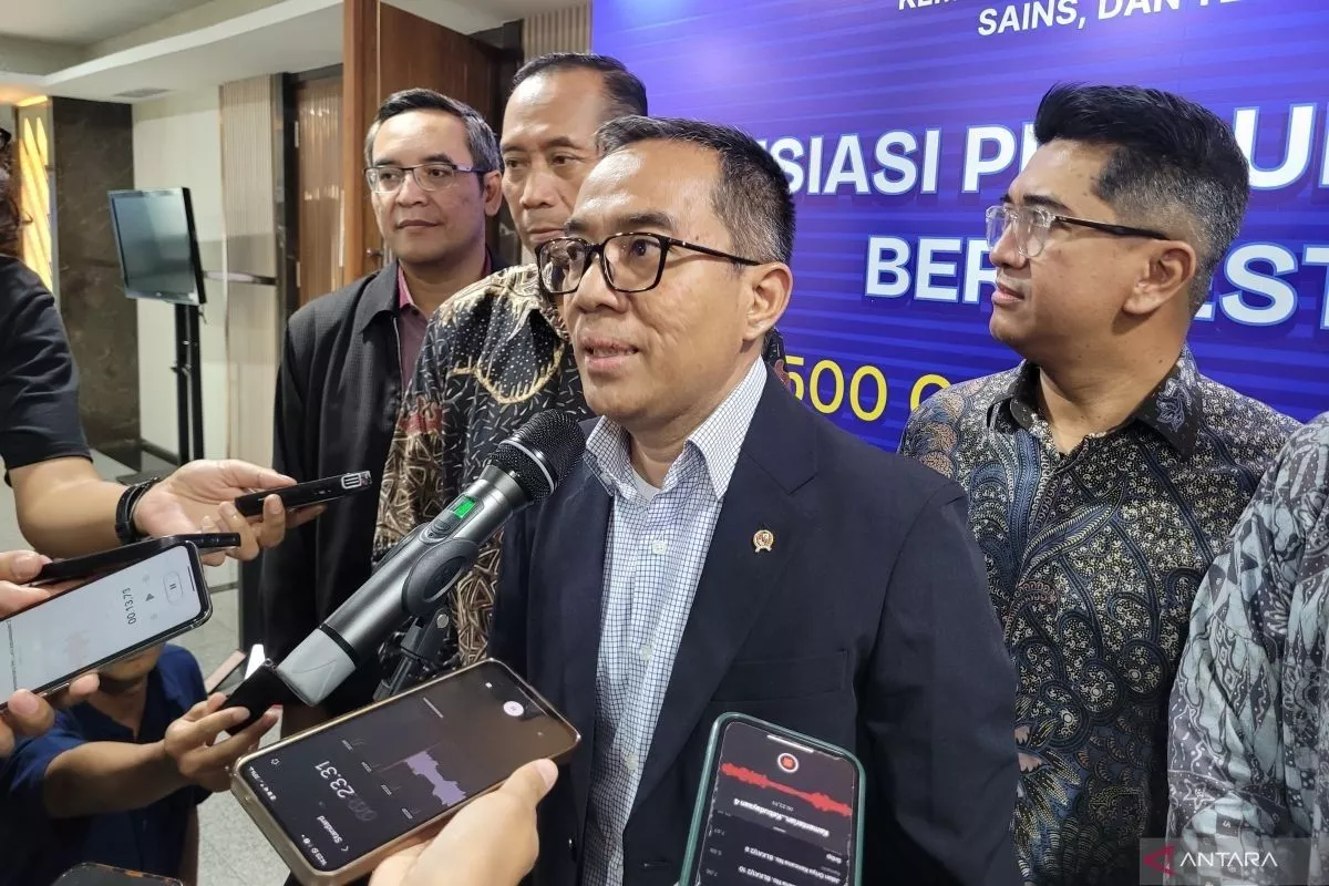 Beasiswa Satu Semester bagi Mahasiswa Terdampak Gempa NTT