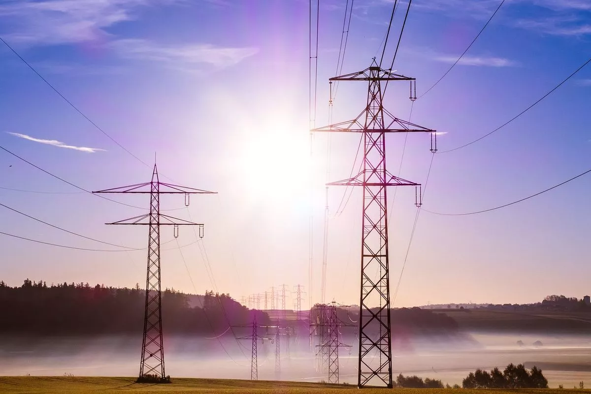 Transisi Energi Dipercepat RI Butuh Investasi Listrik 500 Miliar USD