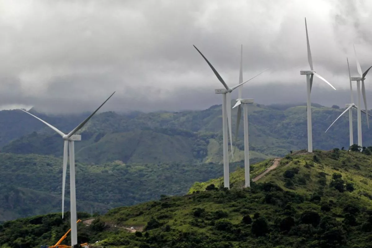 Sulbar Buka Peluang Investasi EBT Berkapasitas 1.700 MW