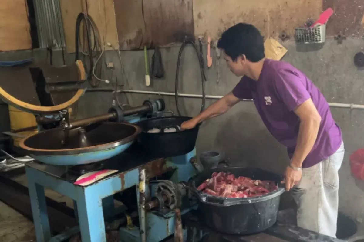 Usaha Penggilingan Daging KPR Dusun Yapen Jadi Incaran Pelaku Kuliner
