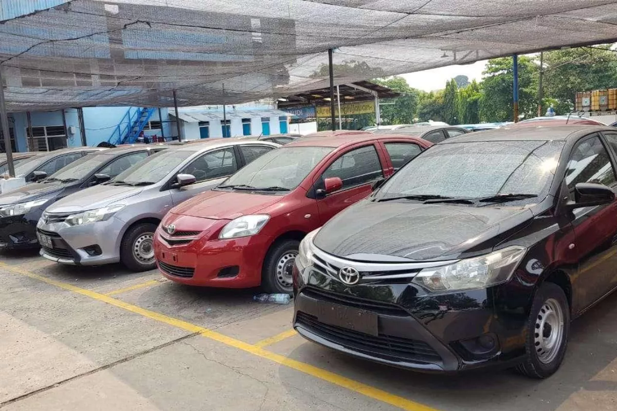 Tips Aman Membeli Mobil Bekas Tabrakan dari Bengkel Spesialis