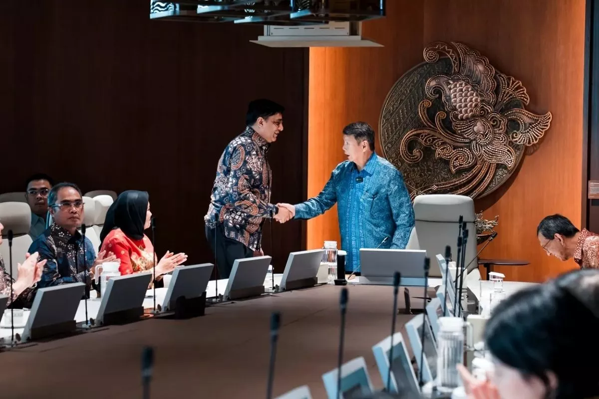 Indosat dan Arsari Group Luncurkan PT Infra Fiber Teknologi