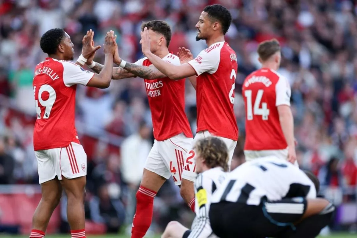 Tanpa Kartu Merah dan Penalti, Arsenal Menang Liga Inggris