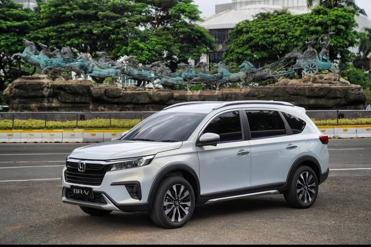 Persaingan Harga LSUV: Honda BR-V dan Toyota Rush Beri Diskon Menarik