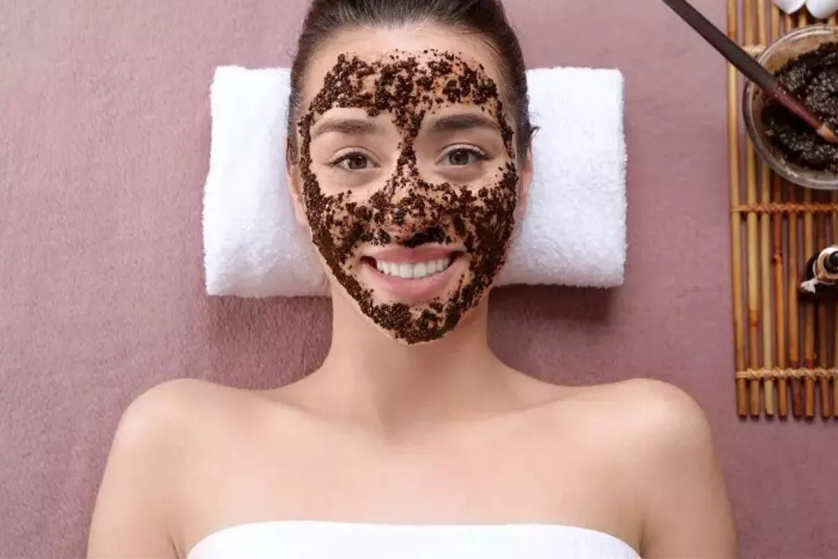 Keriput dan Flek Hitam Lenyap? Ini 6 Manfaat Masker Kopi untuk Wajah!