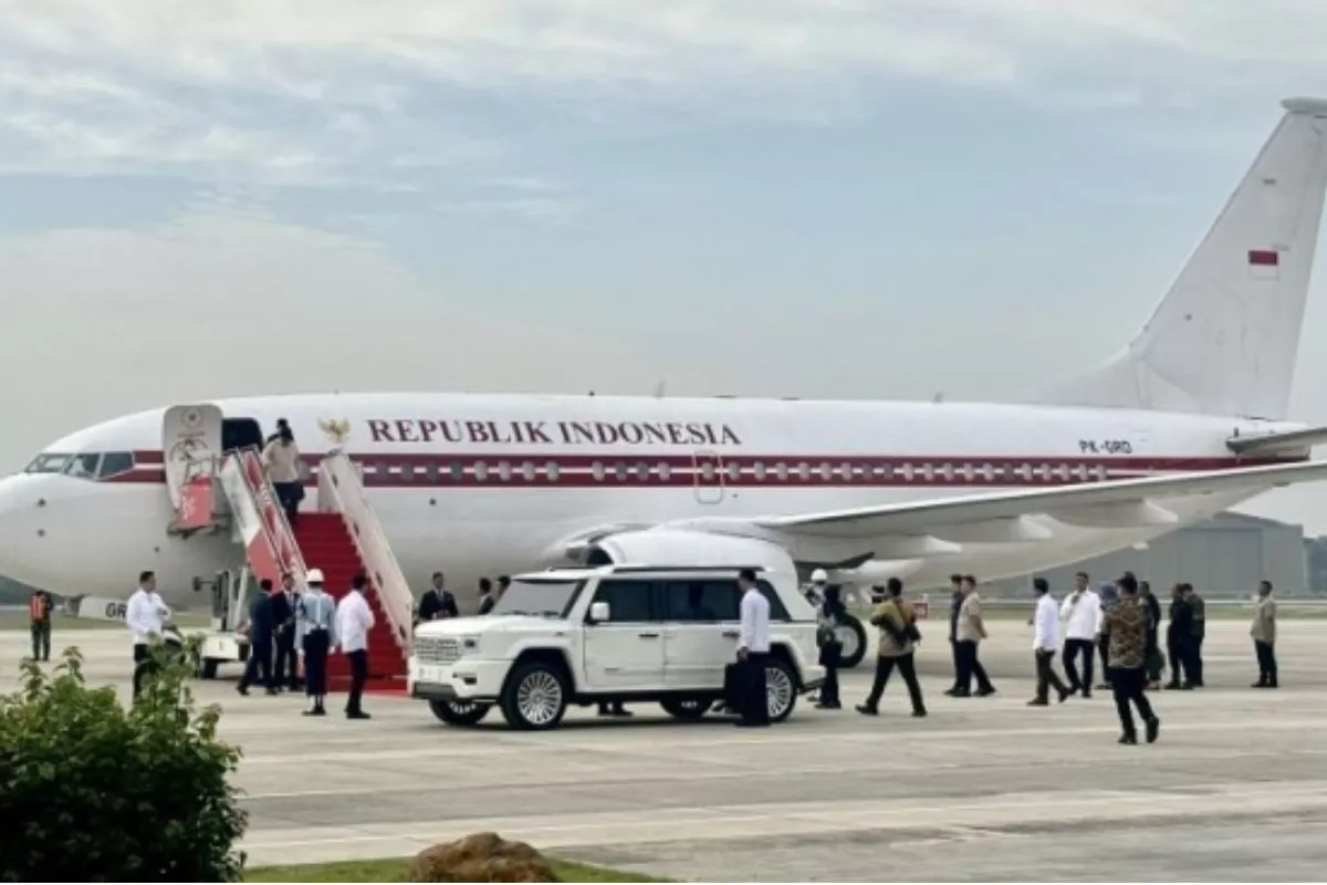 Dampingi Korban Gempa NTT, Gibran dan Mahasiswa UI ke Sikka