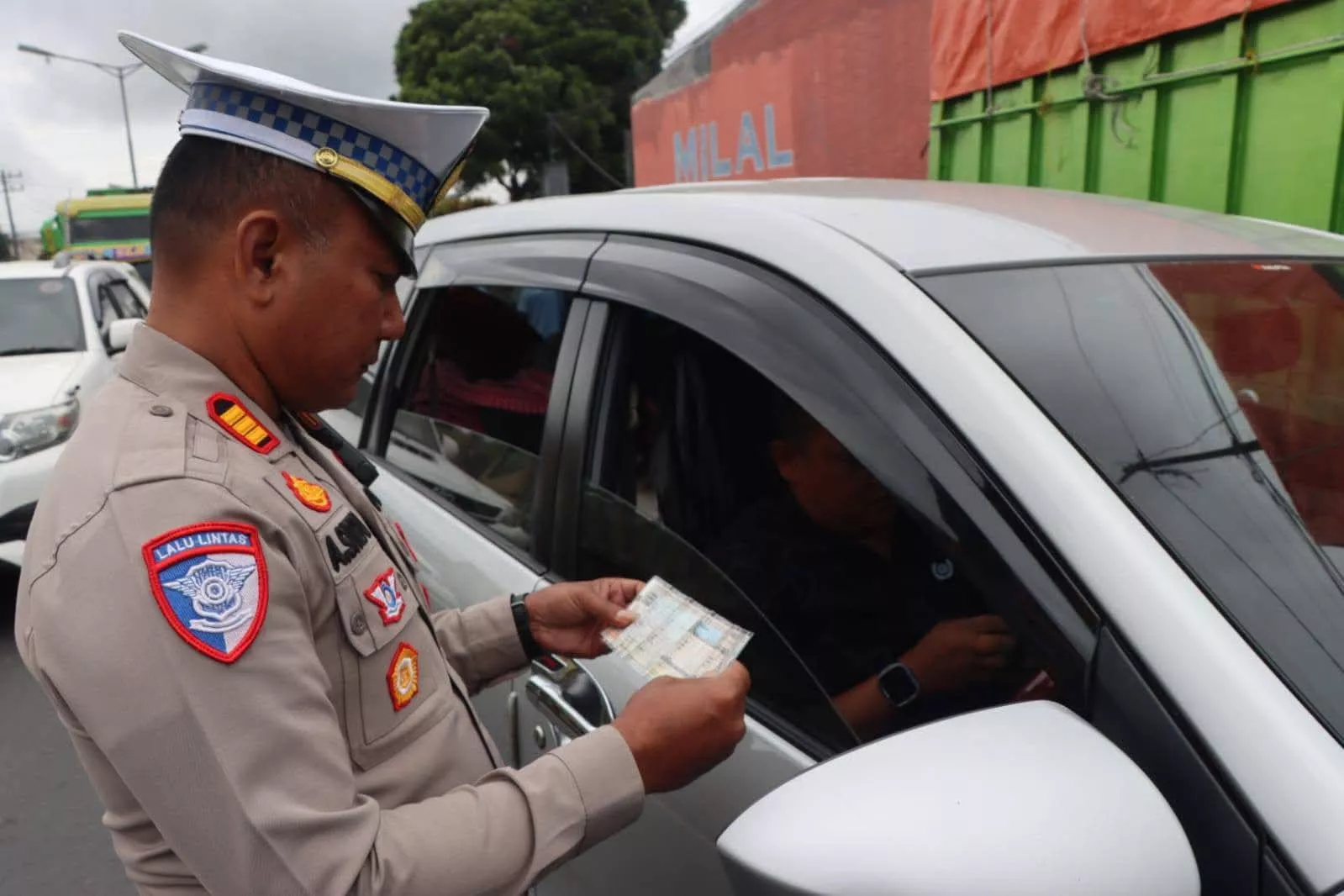 Gelar Operasi Sadar Pajak, Satlantas Karo Edukasi Tertib Lalu Lintas