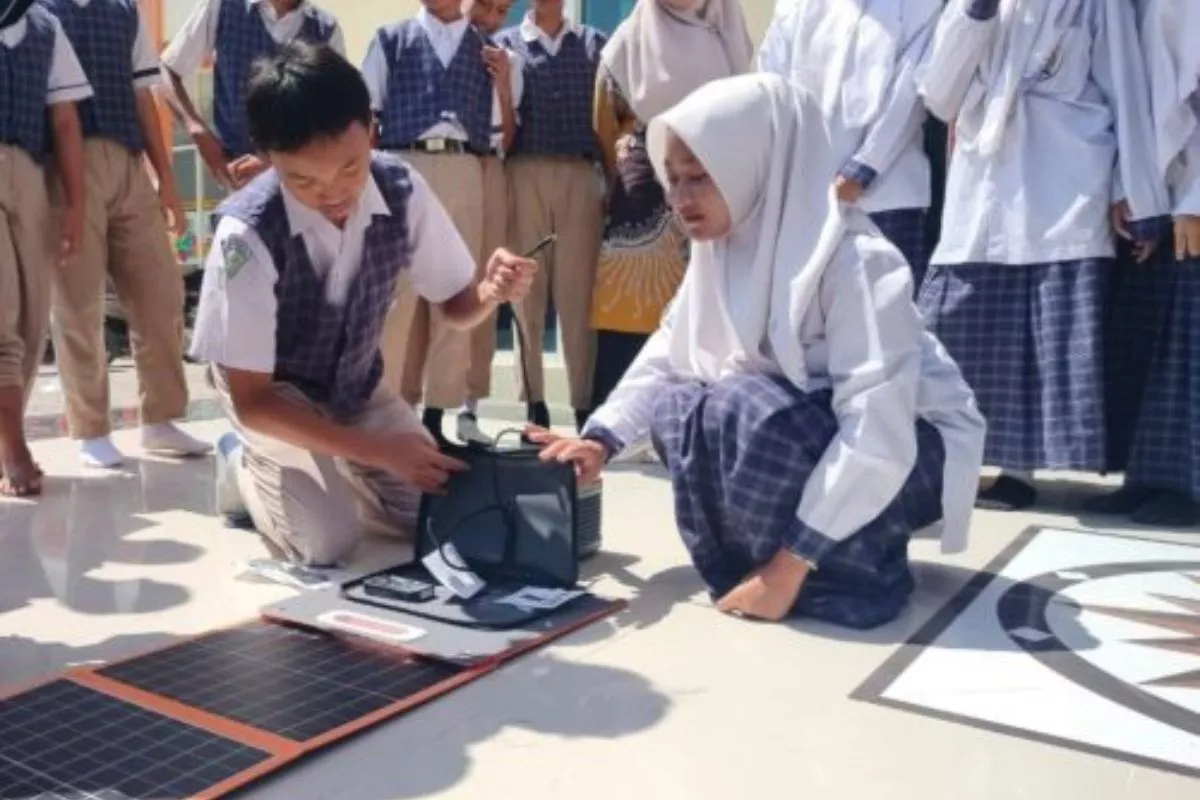 Tingkatkan Literasi Energi, Hamas School Kolaborasi dengan Telkom Univ