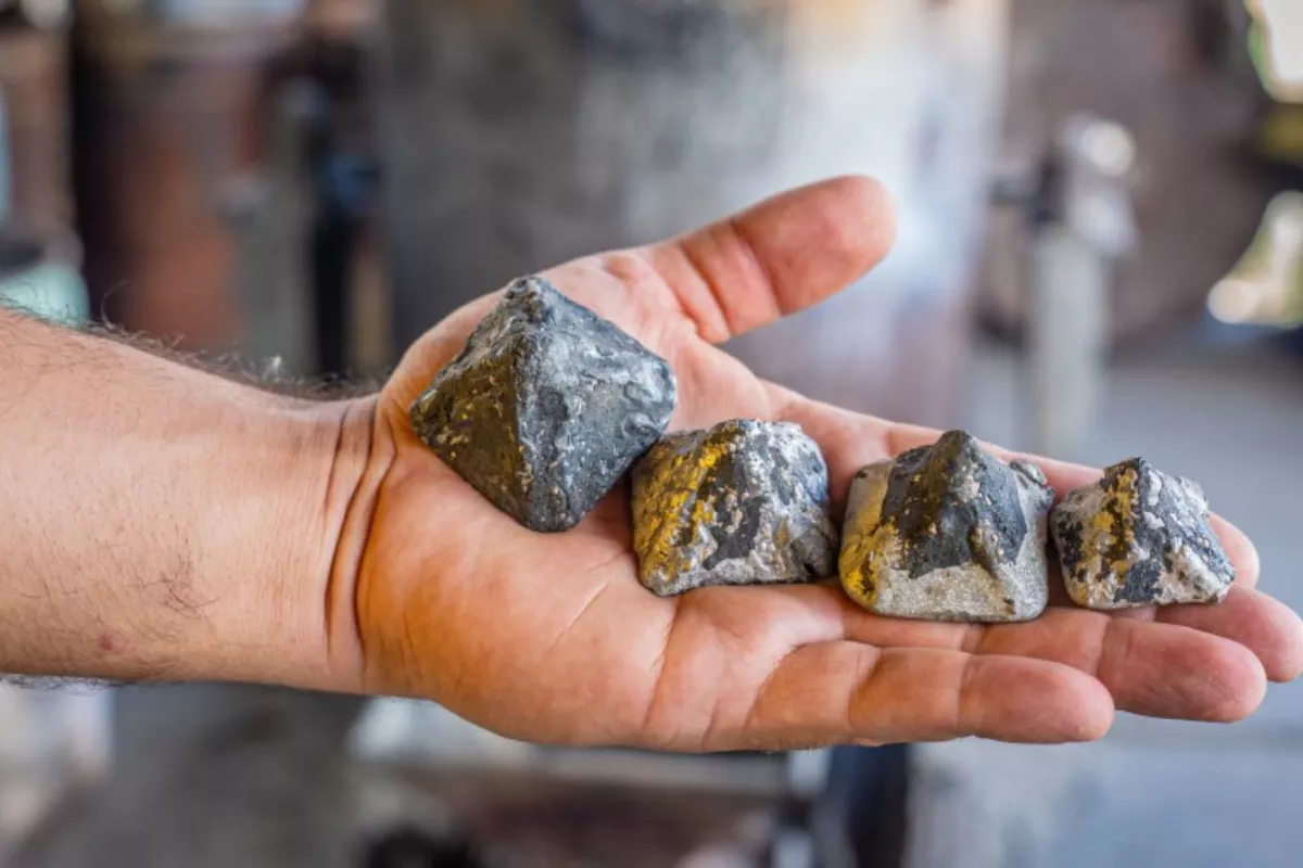 Daftar Royalti Tambang Global: Tarif Mineral RI Tertinggi di Dunia
