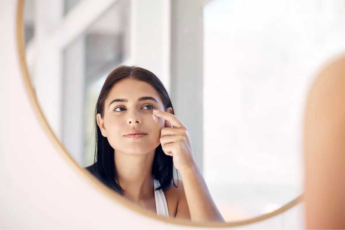 4 Langkah Rutinitas Skincare Harian untuk Kulit Berminyak